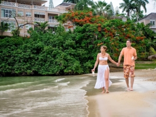 Travel &amp; Tourism Photography - Website Design for Travel Industry - Palm Island Creative