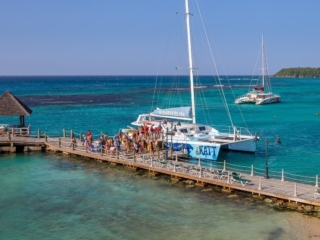 Travel &amp; Tourism Photography - Website Design for Travel Industry - Palm Island Creative